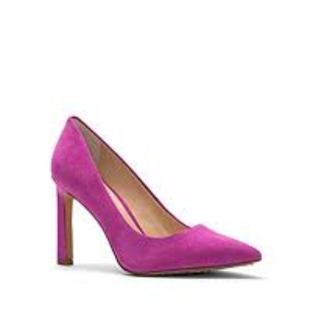 Vince Camuto Sariela Pointed Toe Pumps - Picture 1 of 10